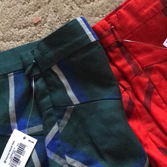 Toddler Girls Old Navy Plaid Skirt Bundle - Picture 6 of 6